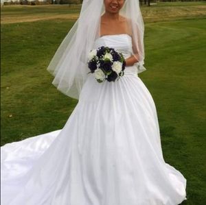 Wedding gown